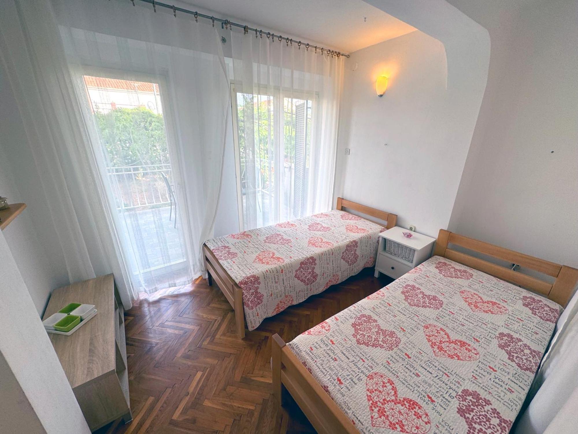 Apartmani Trlaja Vodice Exterior photo